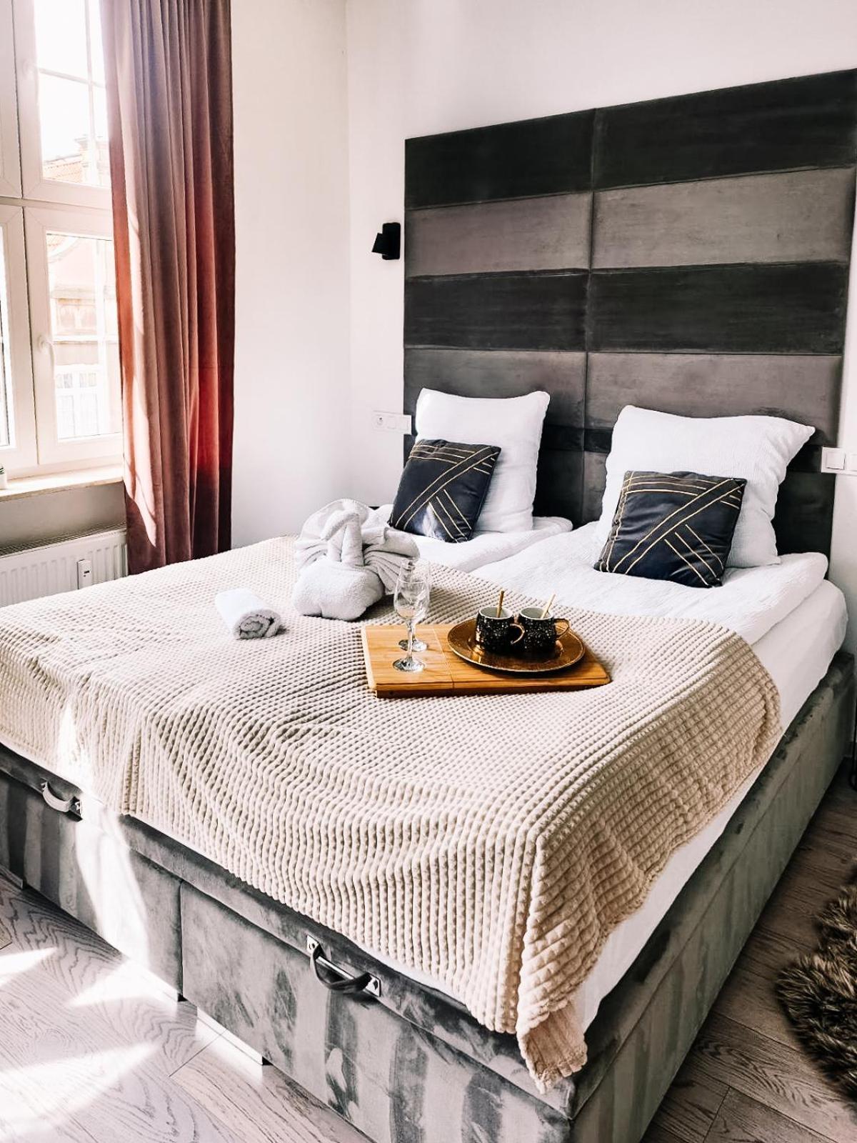 Cloud 9 King Size Bed - Old Town View Gdansk Ogarna Apartment Exterior photo